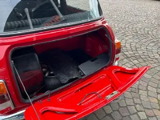 Foto 20 di 30: MINI (2001-) Cooper 1300
