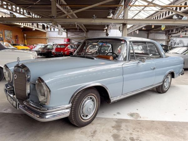 MERCEDES-BENZ 220 SE Coupè