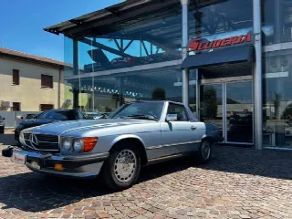 Foto 2 di 15: MERCEDES-BENZ Other 560 SL