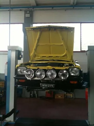Foto 4 di 14: OPEL Kadett 1.9 GT/E Gruppo 2  