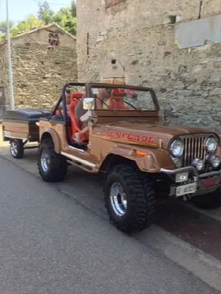 Foto 1 di 7: JEEP CJ 7 Renegade 