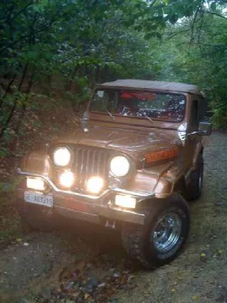 Foto 2 di 7: JEEP CJ 7 Renegade 