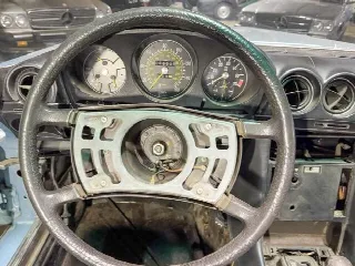 Foto 29 di 29: MERCEDES-BENZ 280 SL type W107 blue