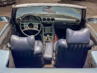 Foto 13 di 29: MERCEDES-BENZ 280 SL type W107 blue