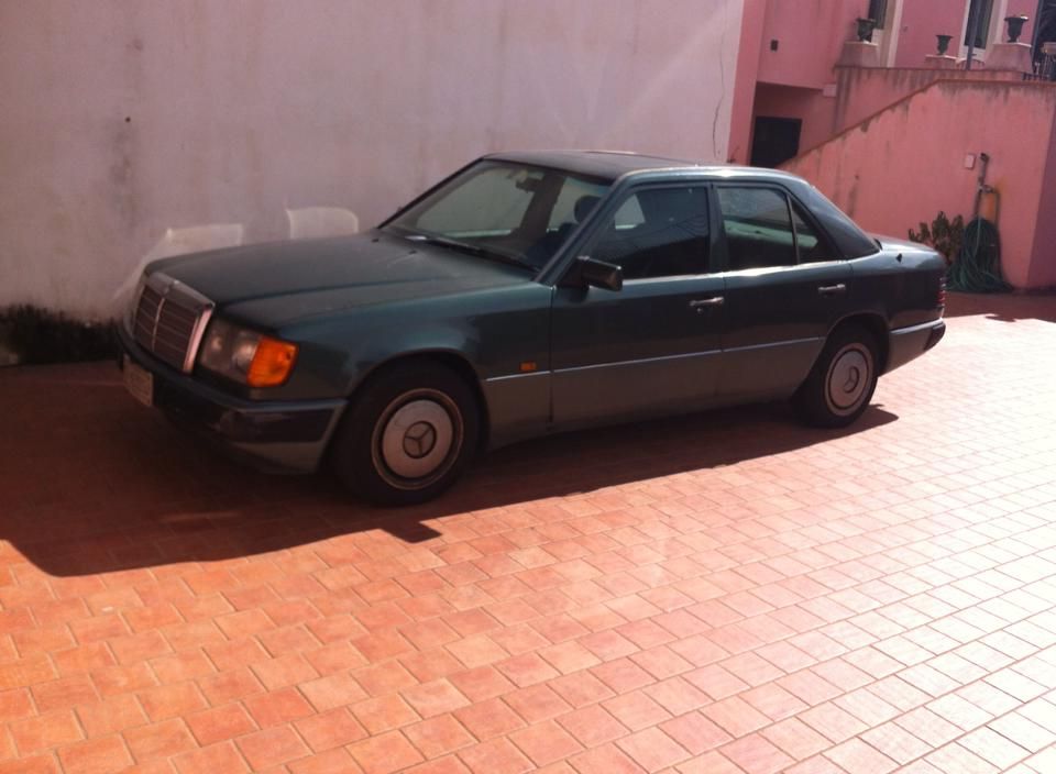 MERCEDES-BENZ 200 16 benzina anno 93 cambio automatico interni pelle tettuccio