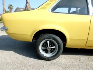 Foto 34 di 38: OPEL Kadett C 1.2 