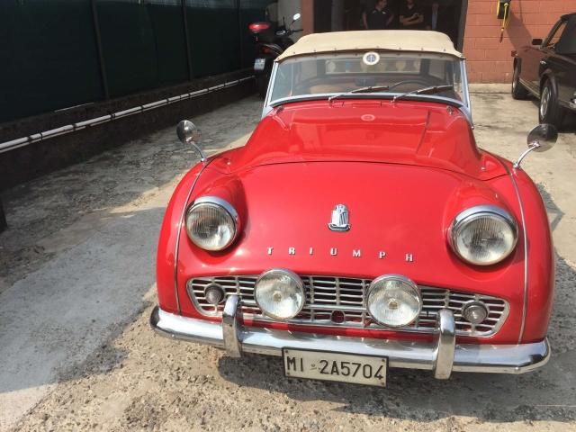 TRIUMPH TR3 