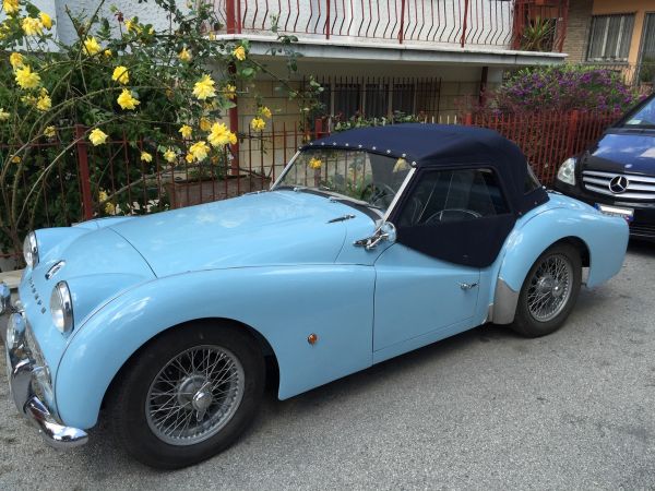 TRIUMPH TR3A   
