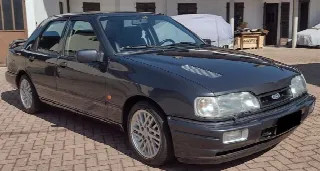 Foto 2 di 6: FORD Sierra RS Cosworth 4p. 2WD 