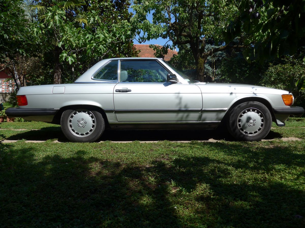 MERCEDES-BENZ SL(1971-1989) 560   