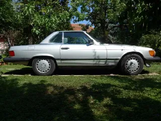 Foto 1 di 12: MERCEDES-BENZ SL(1971-1989) 560   