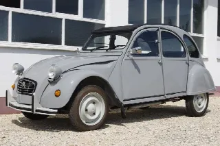 Foto 1 di 5: CITROEN 2 CV  