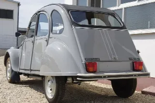 Foto 3 di 5: CITROEN 2 CV  