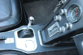 Foto 12 di 33: CHEVROLET Corvette C2 Sting Ray Convertibile 327/350 HP 