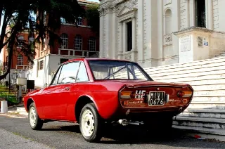 Foto 4 di 33: LANCIA Fulvia HF Ufficiale Jolly Club   