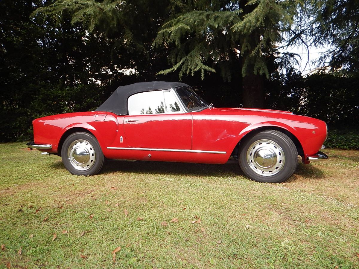 In anteprima la rara Lancia Aurelia B24 convertibile che sarà esposta nello stand OldCar24 alla fiera Auto e Moto D'Epoca Bologna 2024