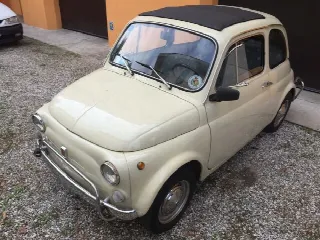 Foto 2 di 6: FIAT 500 L 