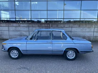 Foto 1 di 9: BMW 1602 Saloon 