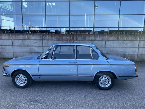 BMW 1602 Saloon