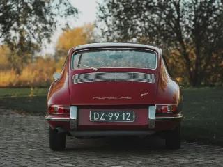 Foto 9 di 17: PORSCHE 911 Coupè Matching numbers early chassis number 