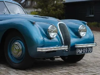 Foto 8 di 15: JAGUAR XK 120 XK120 FHC 1951