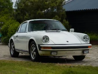 Foto 6 di 10: PORSCHE 911 S Coupe First paint And documented 