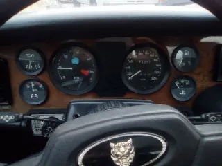 Foto 3 di 5: JAGUAR Sovereign(1998-1993) 4.2
