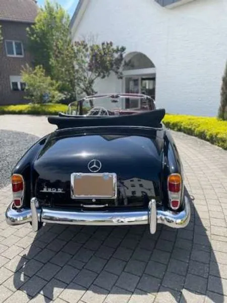 MERCEDES-BENZ 220