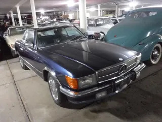 Foto 3 di 15: MERCEDES-BENZ SL(1971-1989) 380 SL blue