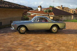 Foto 4 di 26: LANCIA Flaminia Gt Touring 