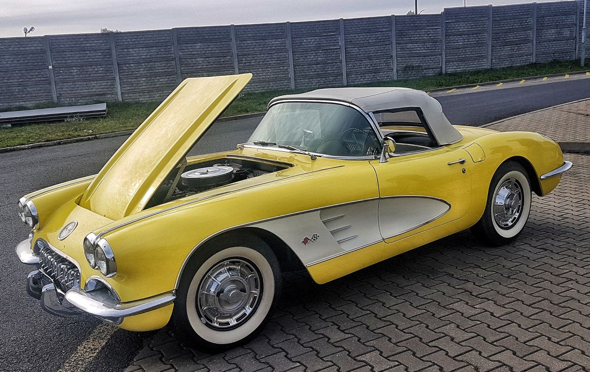 CHEVROLET Corvette C1  