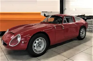 Foto 3 di 6: ALFA ROMEO TZ1 by Greppi