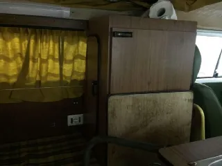 Foto 5 di 9: Volkswagen T2 Westfalia 