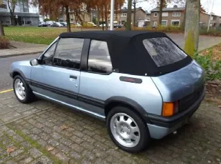 Foto 1 di 3: PEUGEOT 205 CTI 