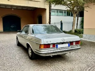Foto 3 di 17: MERCEDES-BENZ 230 C CE coupè