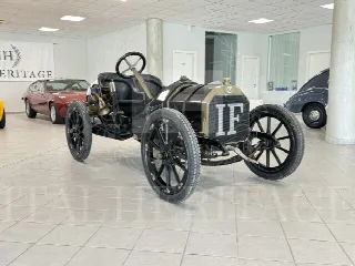 Foto 3 di 28: ISOTTA FRASCHINI Fraschini-DONOTUSE FENC  