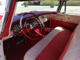 Foto 5 di 7: CHRYSLER NewYorker IV Deluxe St. Regis 
