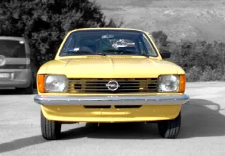 Foto 9 di 38: OPEL Kadett C 1.2 
