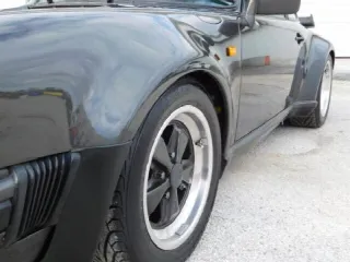 Foto 3 di 18: PORSCHE 911Turbo"(1974-1989)" 930  