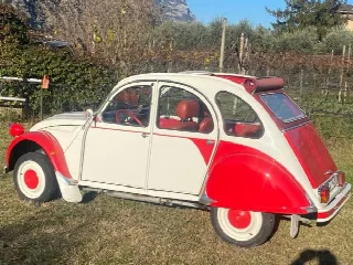 Foto 4 di 16: CITROEN 2 CV 2 CV 4 dolly 