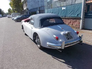 Foto 2 di 10: JAGUAR XK150 3.4 DHC    