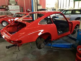 Foto 3 di 9: PORSCHE 911 2.7