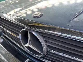 Foto 25 di 32: MERCEDES-BENZ SLC(1971-1981) 450 SL W107  roadster.47104