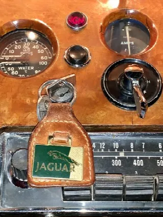 Foto 35 di 36: JAGUAR MkVII  