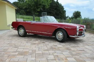 Foto 4 di 28: ALFA ROMEO 2600 Spider Touring    