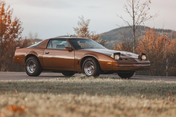 PONTIAC Firebird Trans Am    