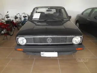 Foto 1 di 6: VOLKSWAGEN Golf Cabrio 