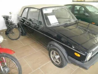 Foto 2 di 6: VOLKSWAGEN Golf Cabrio 