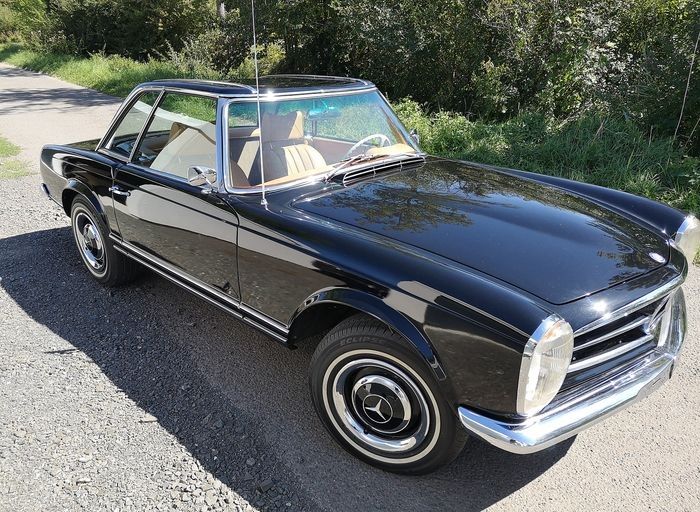MERCEDES-BENZ 230 SL 