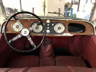 Foto 2 di 5: MORGAN Plus 4   